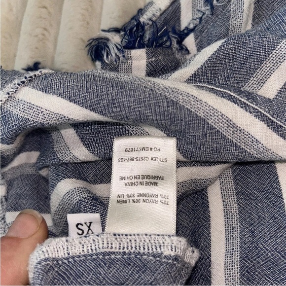 CLOTH & STONE WOMEN’S FRAY BUTTON BACK TANK TOP: XS - Picture 6 of 7